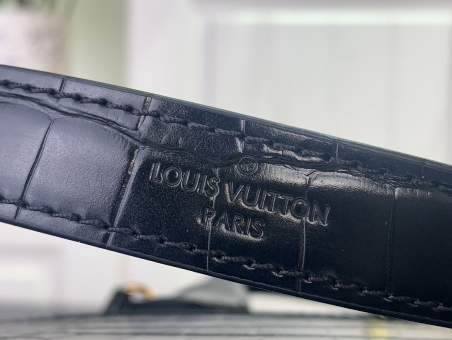 루이비통 LV 시티 스티머 미니백 블랙 악어무늬(21 x 20 x 11)8.jpg