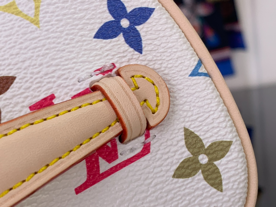 루이비통 나이스 나노 화이트(14 x 10.2 x 8.5)6.jpg