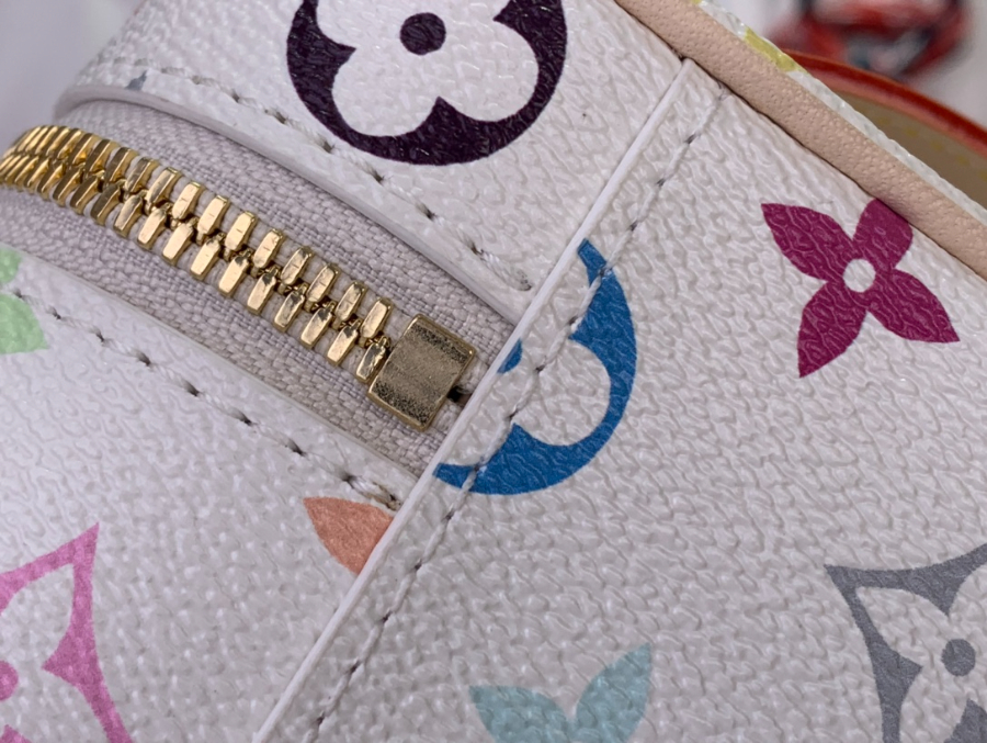 루이비통 나이스 나노 화이트(14 x 10.2 x 8.5)7.jpg