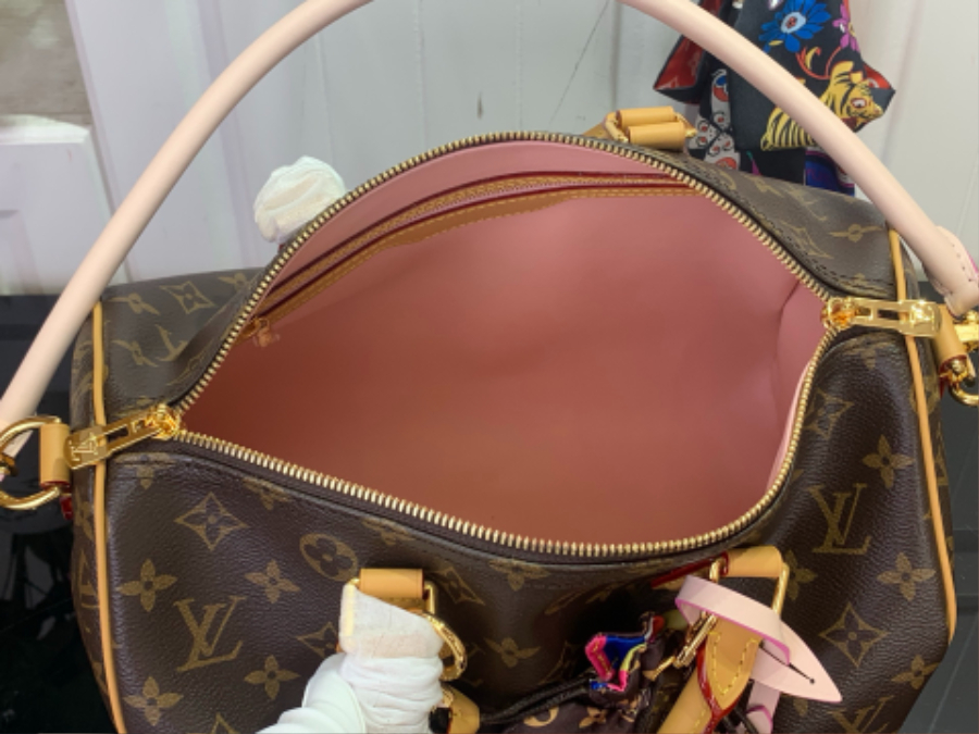 루이비통 스피디 소프트 30 다크 브라운 (30 x 21 x 17)03.jpg