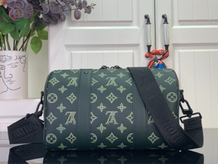 루이비통 시티 키폴 흑녹색 (27.5 x 16.5 x 15)2.jpg