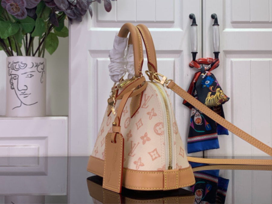 루이비통 알마 BB 베이지(17.5 x 11.5 x 23.5)4.jpg