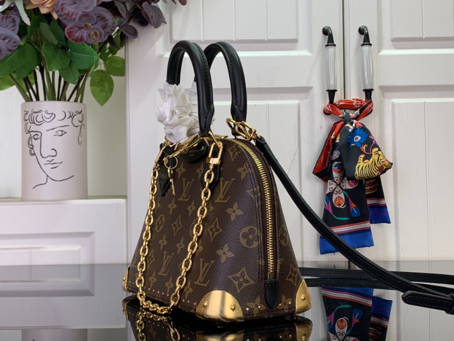 루이비통 알마 트렁크 BB 모노그램 (22 x 19 x 11)4.jpg