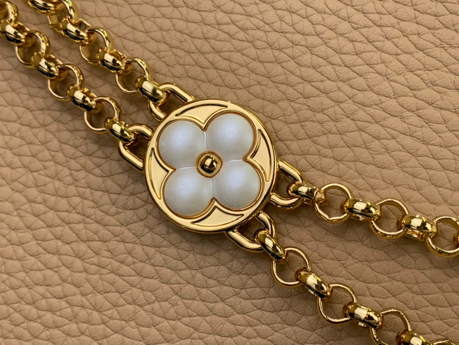 루이비통 카퓌신 BB 베이지 (17.3 x 9 x 27)8.jpg