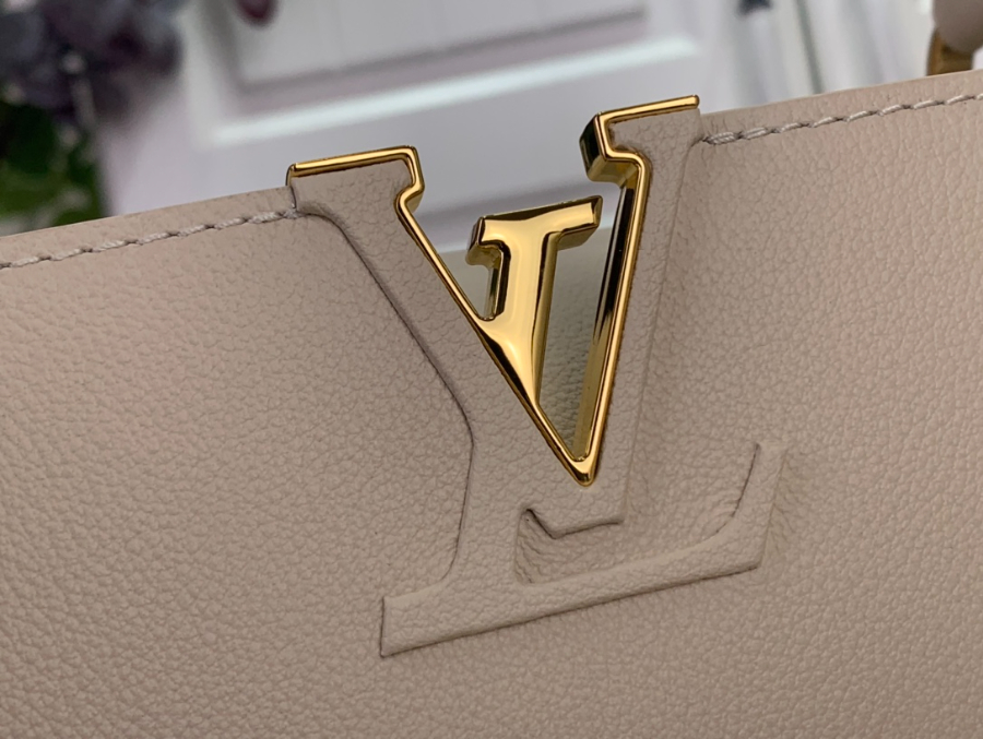 루이비통 카퓌신 MM 수플 베이지 (33 x 24 x 12)6.jpg