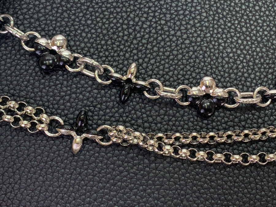 루이비통 카퓌신 미디엄 블랙 (20 x 11 x 31.5)7.jpg