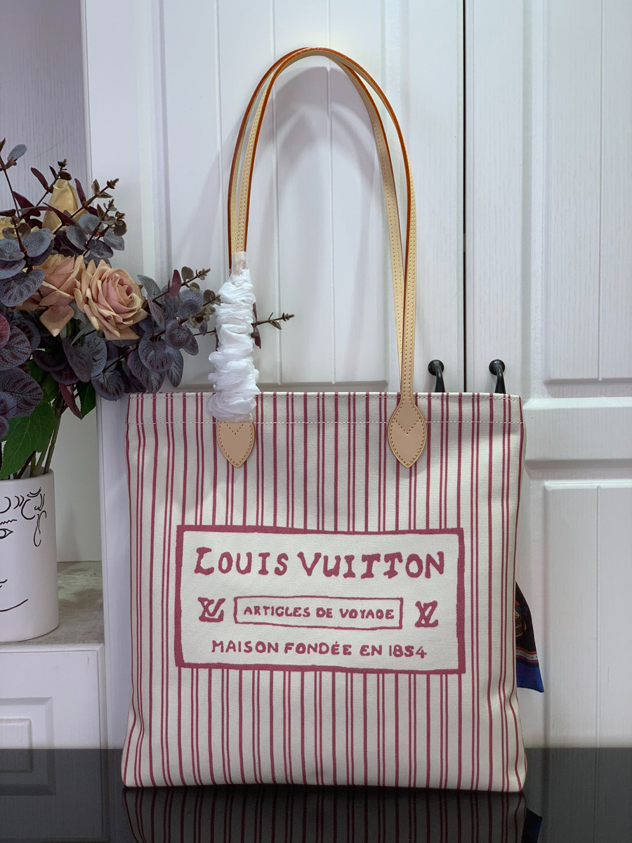 루이비통 캐리 잇 (37 x 2 x 37)1.jpg