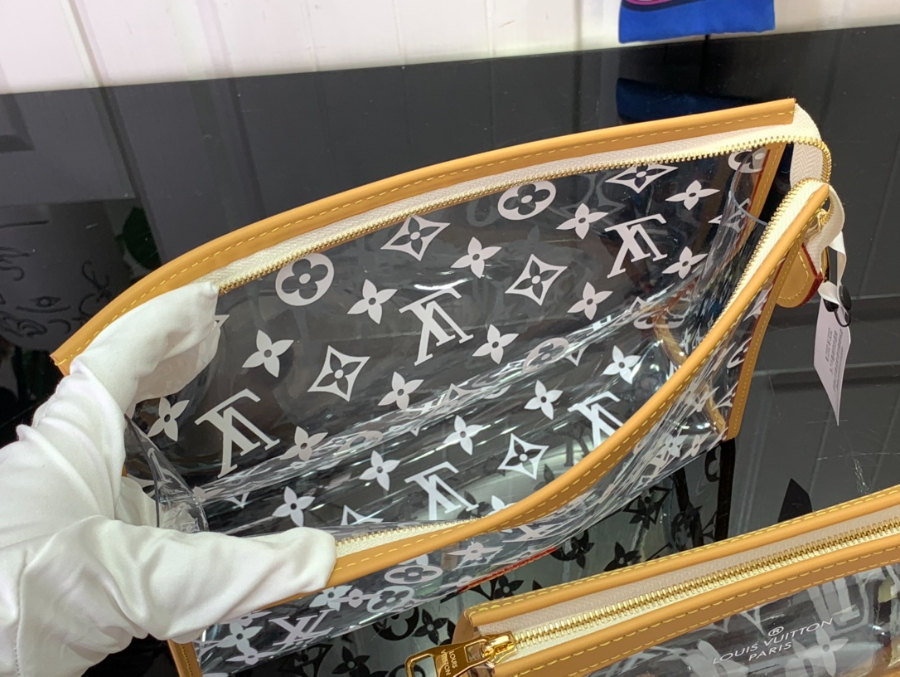 루이비통 트리오 포쉐 토일레트 (20 x 5.5 x 25)6.jpg