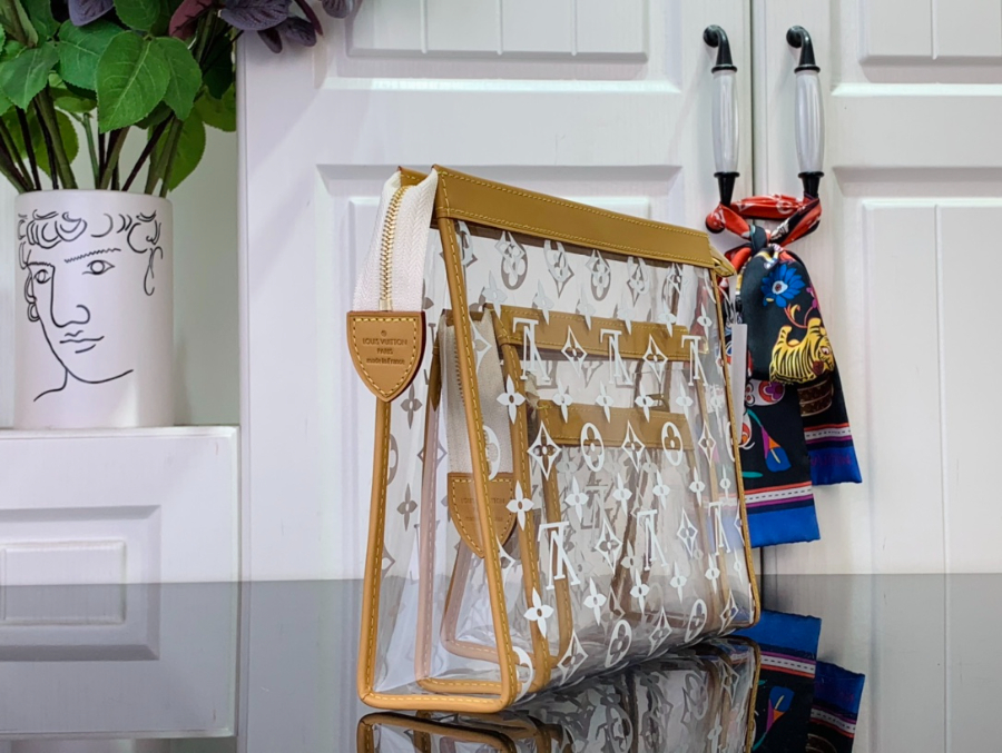 루이비통 트리오 포쉐 토일레트 (20 x 5.5 x 25)4.jpg