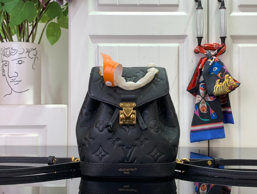 루이비통 나노 노에 백팩 M14549 151019cm 블랙1.jpg