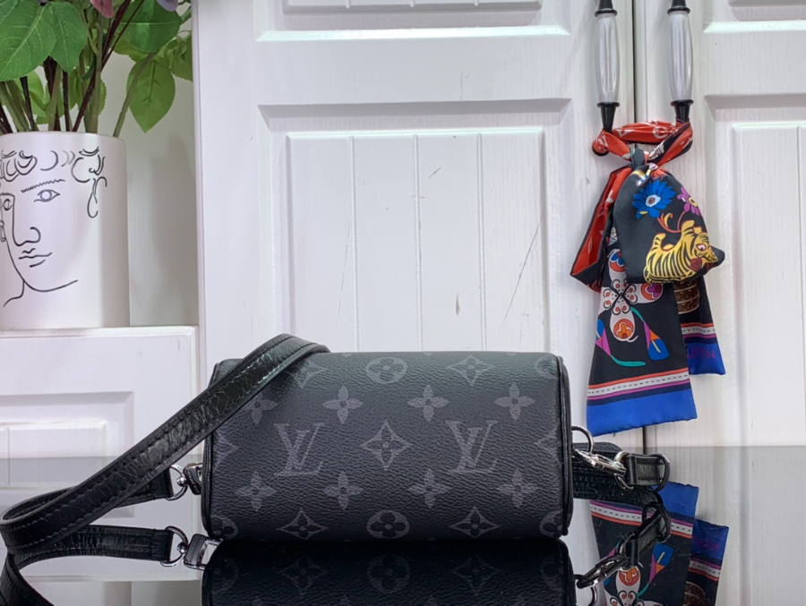 루이비통 나노 스피디 M26573 107.516cm 블랙5.jpg