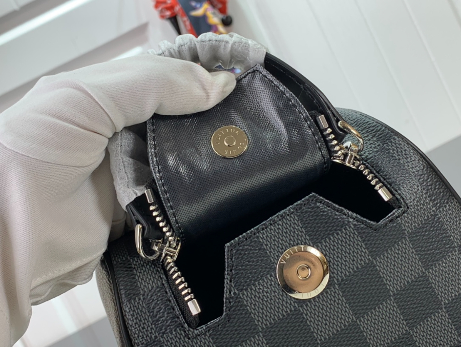 루이비통 돕 키트 다미에 M44494 281516.5cm 블랙7.jpg