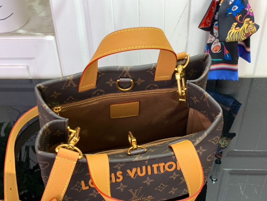 루이비통 미니 쇼퍼 토트 M15237 261020cm 브라운 모노그램3.jpg