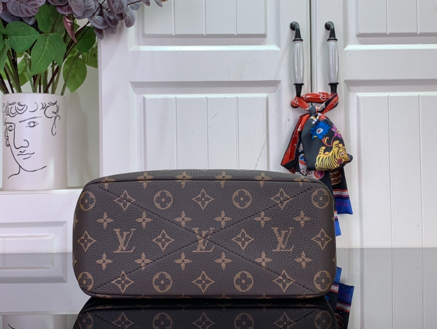 루이비통 미니 쇼퍼 토트 M15237 261020cm 브라운 모노그램5.jpg