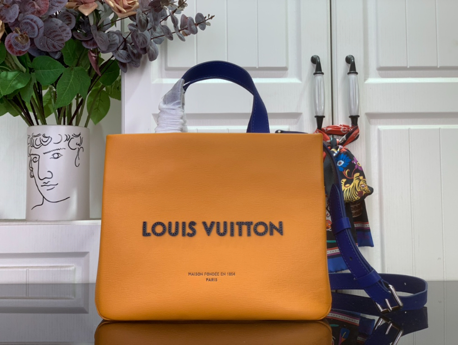 루이비통 미니 쇼퍼 토트 M15237 261020cm 옐로우1.jpg