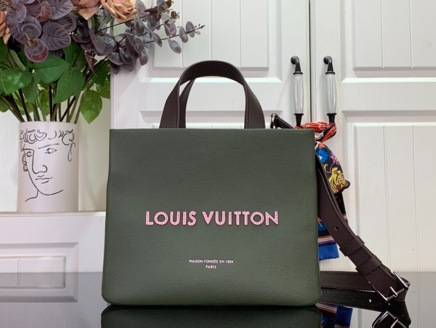 루이비통 미니 쇼퍼 토트 M15238 201026cm 다크 그린1.jpg