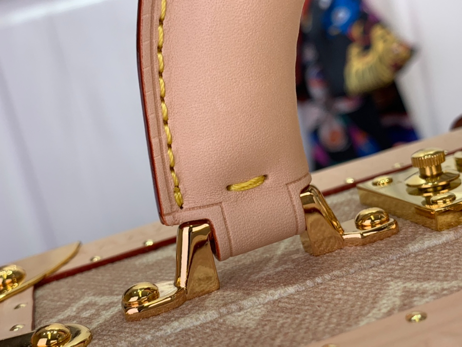 루이비통 쁘띠뜨 발리즈 M14592 17.51122.5cm7.jpg