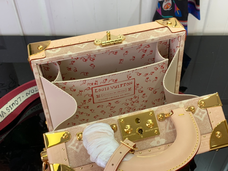 루이비통 쁘띠뜨 발리즈 M14592 17.51122.5cm3.jpg