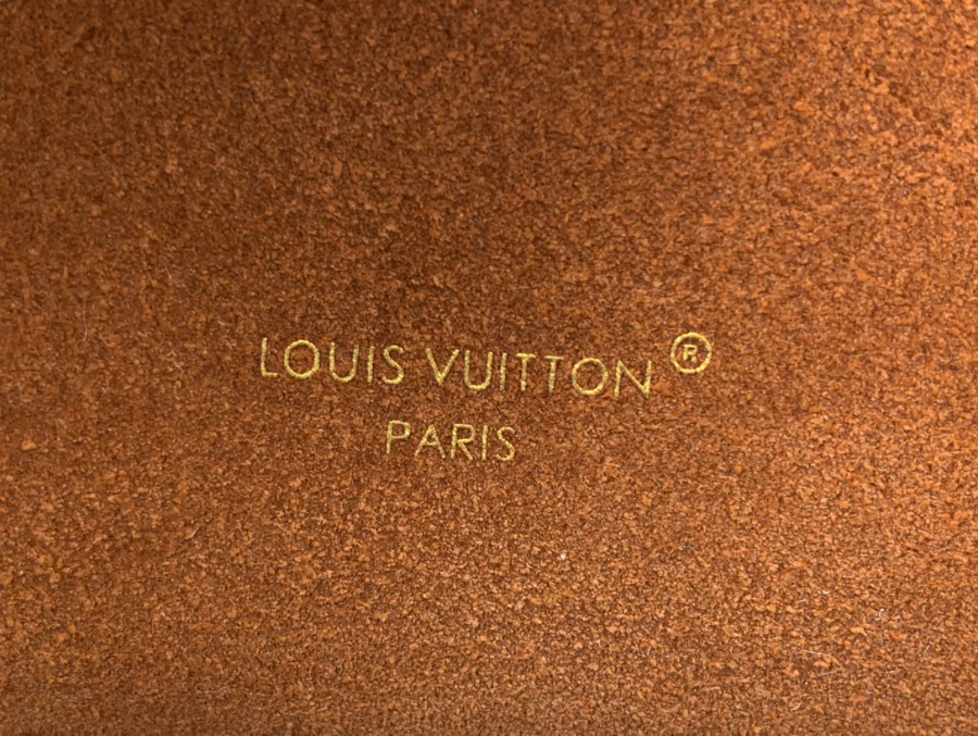 루이비통 사이드 트렁크 미디엄 M15072 168.523.5cm 브라운 스웨이드8.jpg