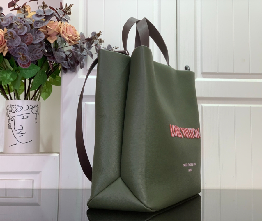 루이비통 쇼퍼 토트 미디엄 M26082 321640cm 다크 그린4.jpg