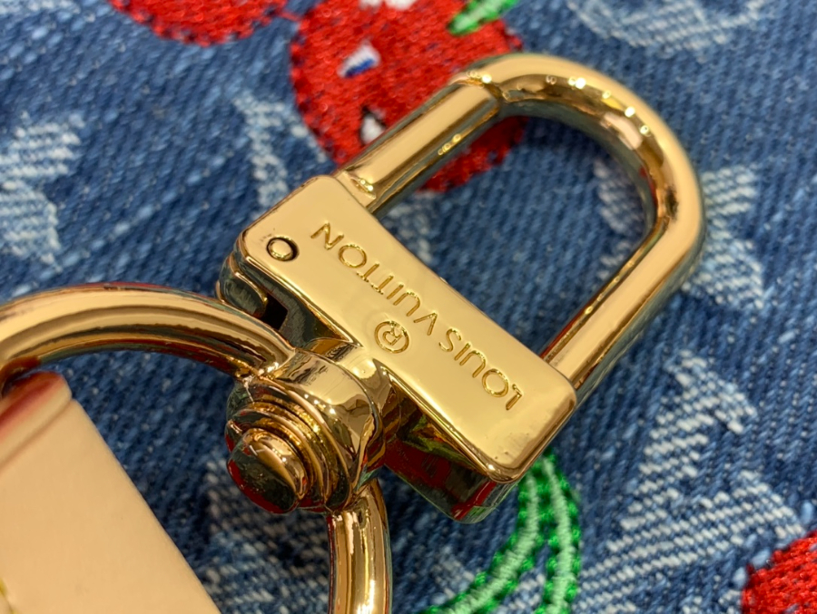 루이비통 LV x TM 키폴 반둘리에 45 M13875 272045cm7.jpg