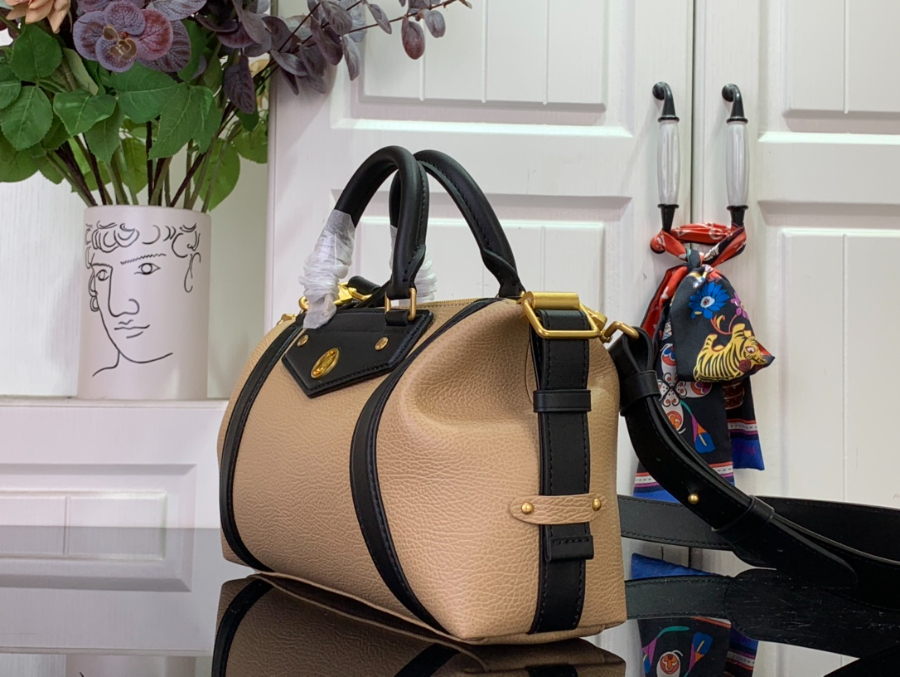 루이비통 LV 바이커 PM 스몰 다크 베이지 M25561 121230cm4.jpg