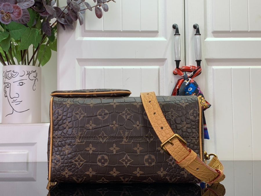 루이비통 P9 스피디 반둘리에 25 M24443 251515cm 악어무늬 브라운5.jpg