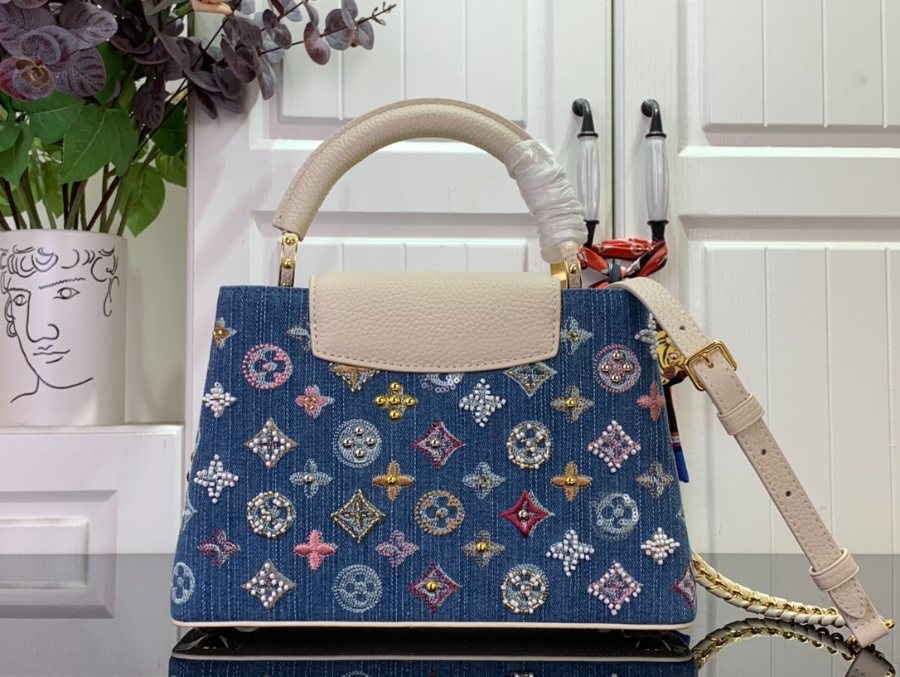 루이비통 카퓌신 BB M12947 27189cm 아이보리2.jpg