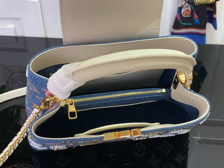 루이비통 카퓌신 BB M12947 27189cm 아이보리3.jpg