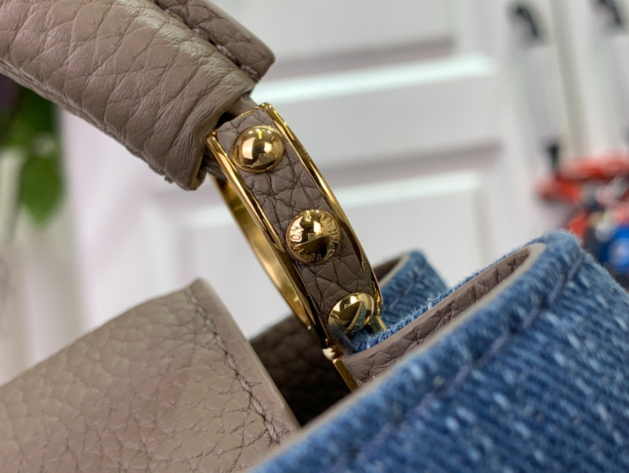 루이비통 카퓌신 미니 M12947 13.6821cm 갈색8.jpg