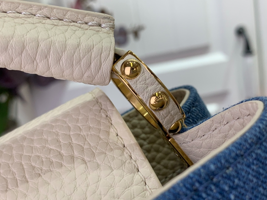 루이비통 카퓌신 미니 M12947 13.6821cm 아이보리7.jpg