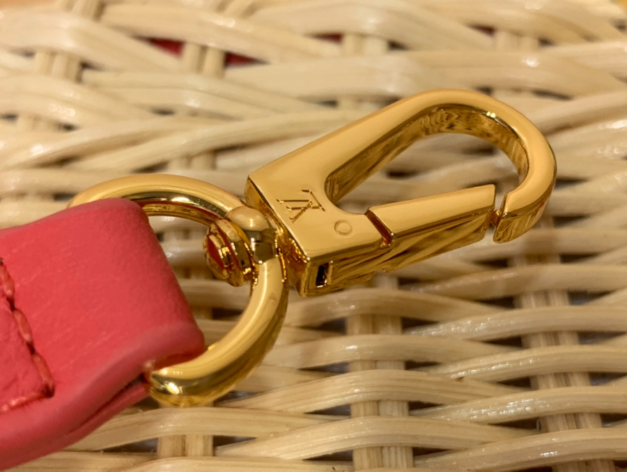 루이비통 카퓌신 미니 M14365 21814cm 레드6.jpg