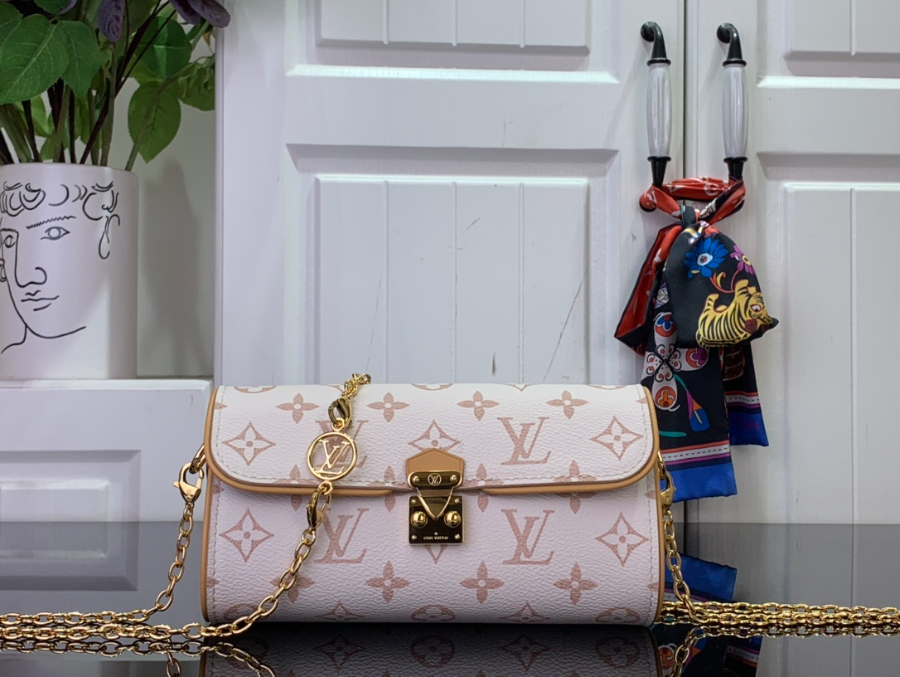 루이비통 포쉐트 카미유 M26583 11620.5cm1.jpg