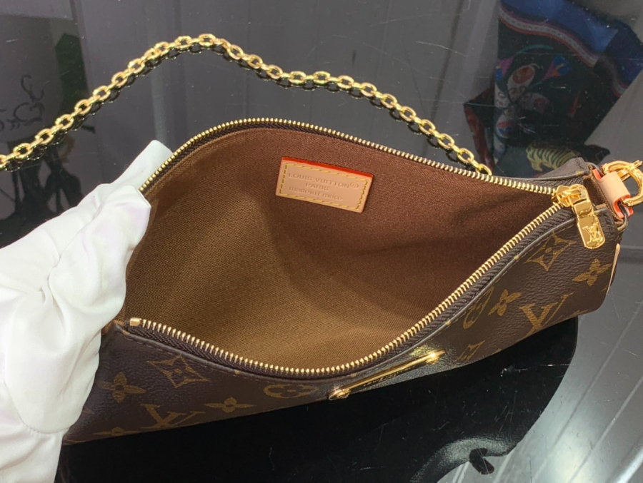 루이비통 포쉐트 에바 M13567 11527cm3.jpg