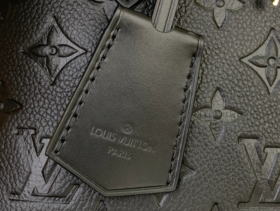 루이비통 알마 BB M26409 23.517.511.5cm 블랙7.jpg