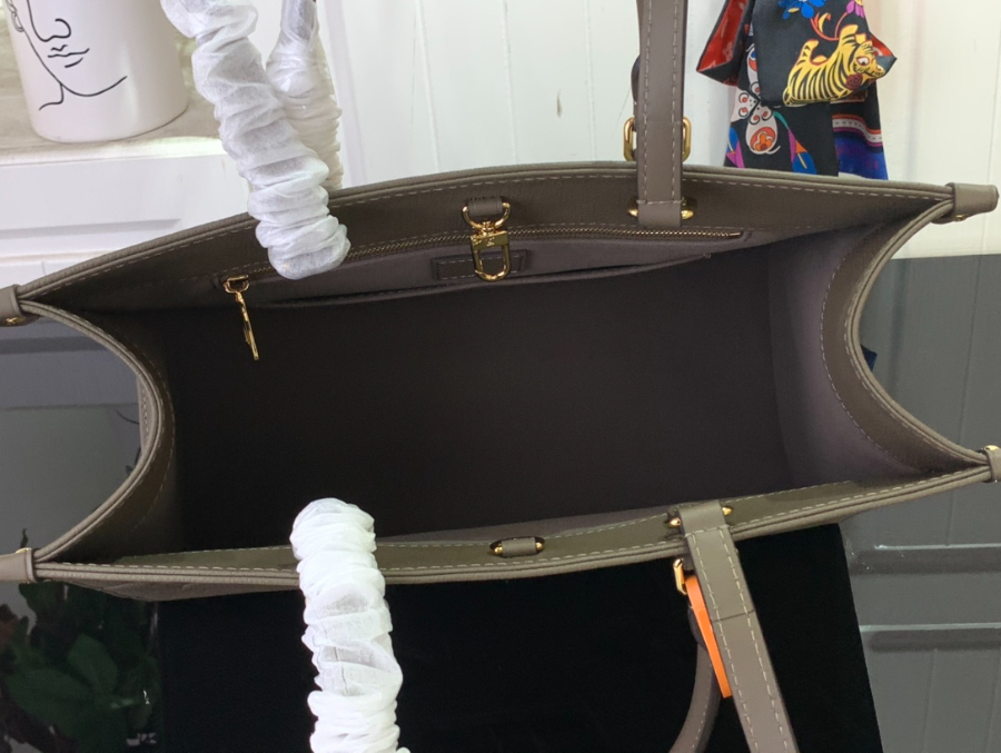 루이비통 온더고 MM M25523 352714cm 라이트 브라운3.jpg