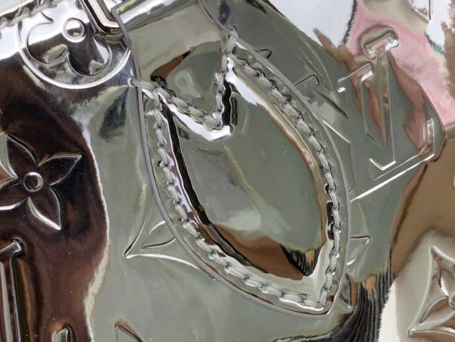 루이비통 온더고 PM M26373 1911.525cm 실버7.jpg