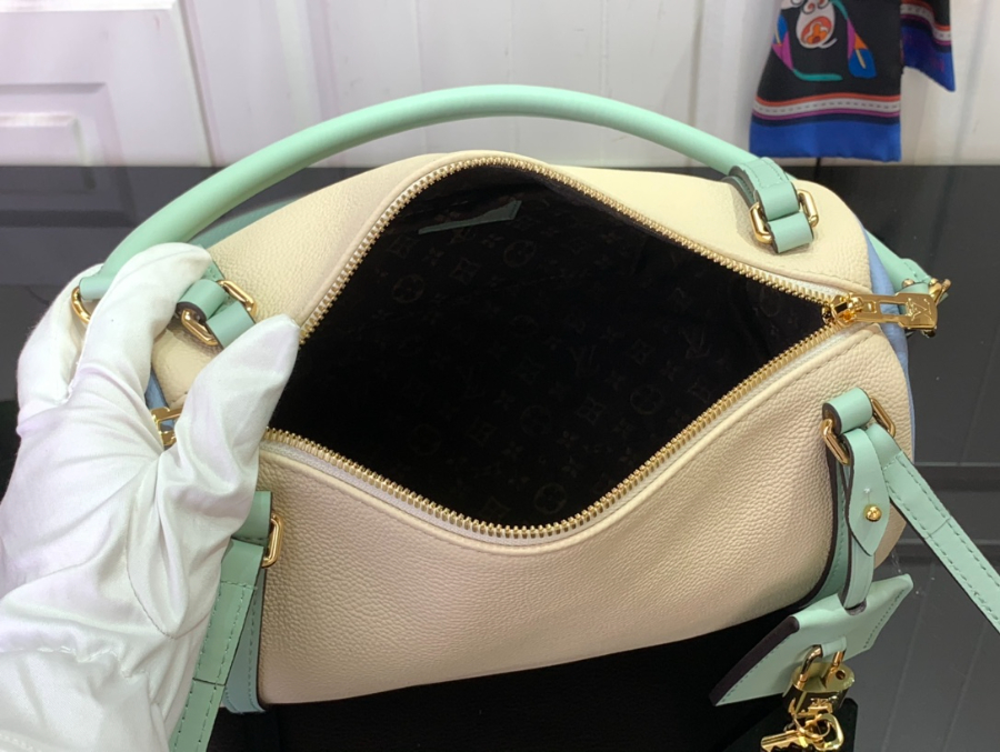 루이비통 익스프레스 PM 스몰 M26905 1713.526cm3.jpg