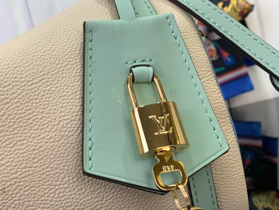 루이비통 익스프레스 PM 스몰 M26905 1713.526cm7.jpg
