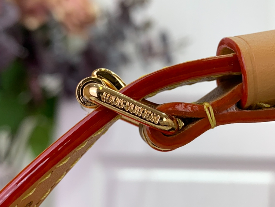 루이비통 익스프레스 스몰 M13667 M26039 251518cm 레드7.jpg