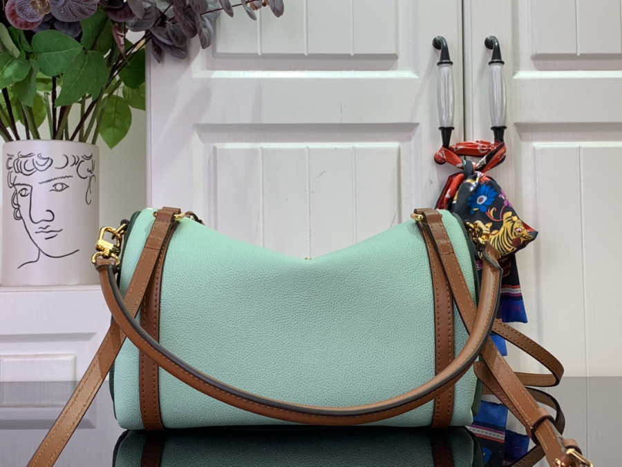 루이비통 익스프레스 스몰 M13667 M26039 251518cm 연그린2.jpg