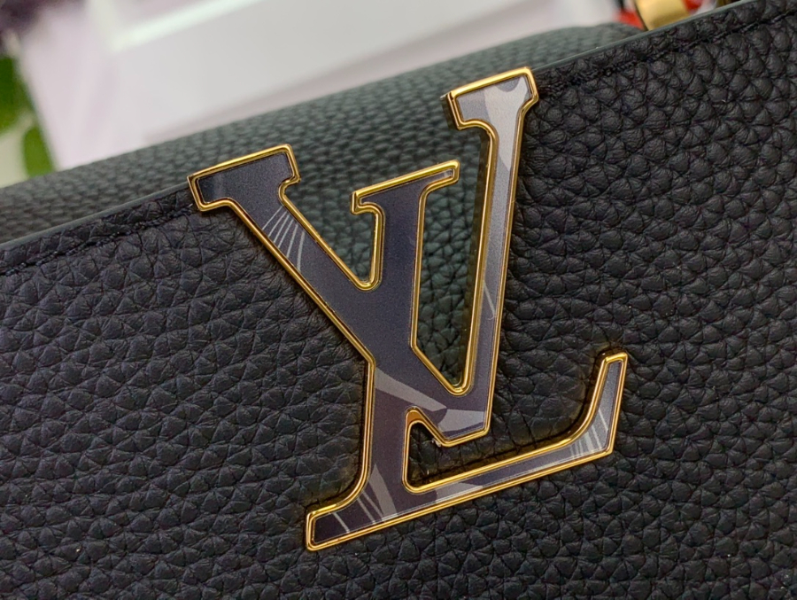 루이비통 카퓌신 bb M14971 17.3927cm 블랙6.jpg