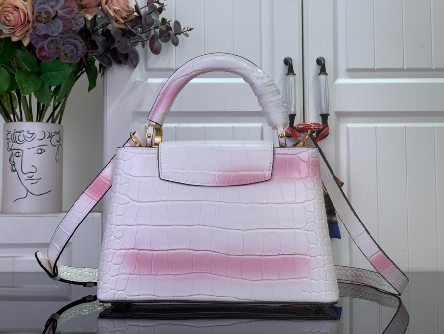 루이비통 카퓌신 BB 악어무늬 M94227 M48865 17.3927cm 화이트 핑크2.jpg