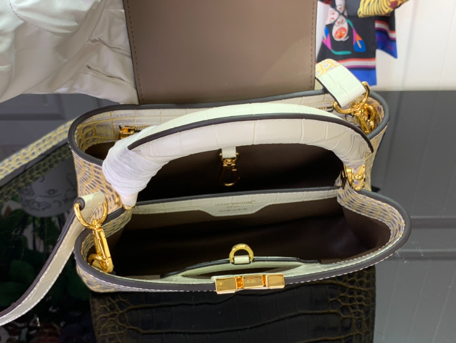 루이비통 카퓌신 BB 악어무늬 M94227 M48865 17.3927cm3.jpg