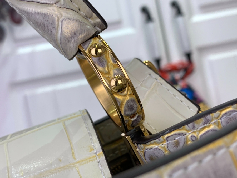 루이비통 카퓌신 BB 악어무늬 M94227 M48865 17.3927cm7.jpg