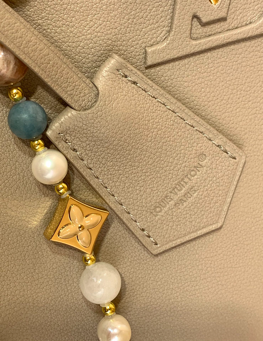 루이비통 카퓌신 MM 수플 M12929 241233cm 호두색6.jpg