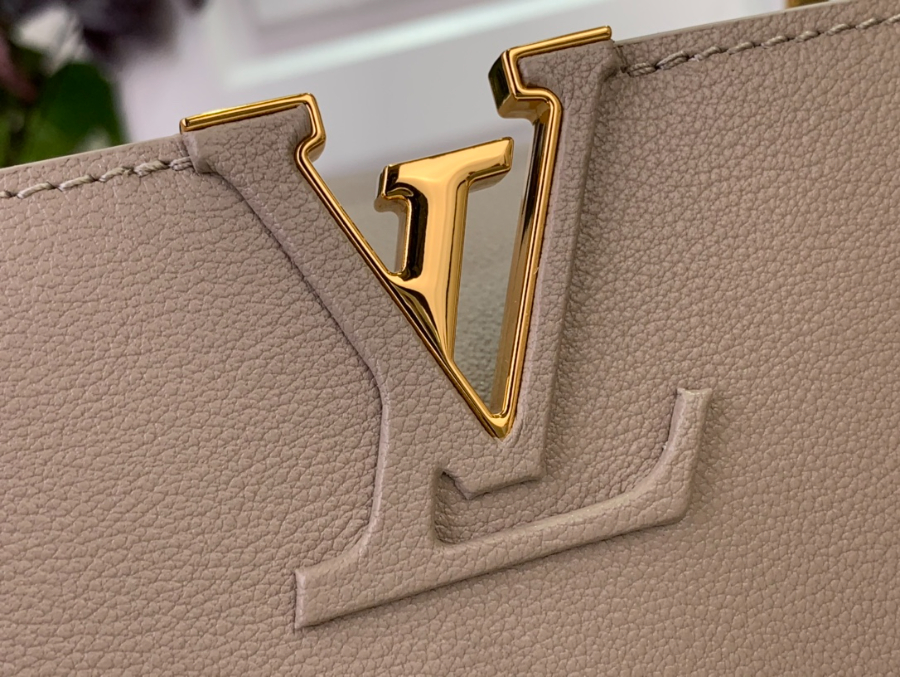 루이비통 카퓌신 MM 수플 M12929 241233cm 호두색8.jpg