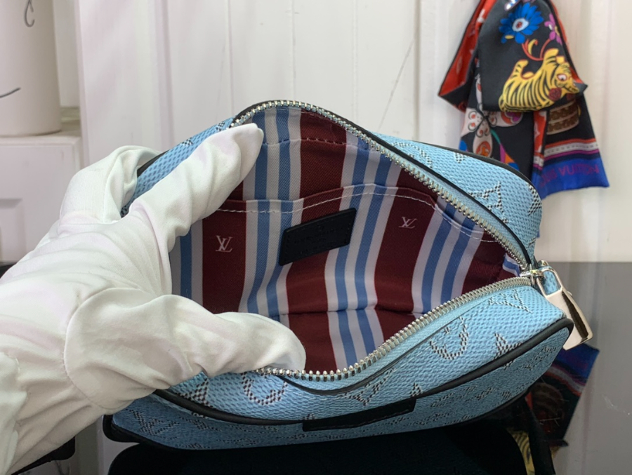 루이비통 트로카데로 웨어러블 월릿 M14684 136.520cm5.jpg