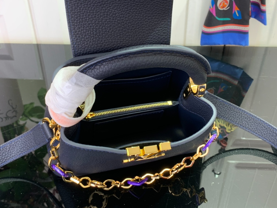 루이비통 카퓌신 미니 M14971 14821cm 네이비3.jpg