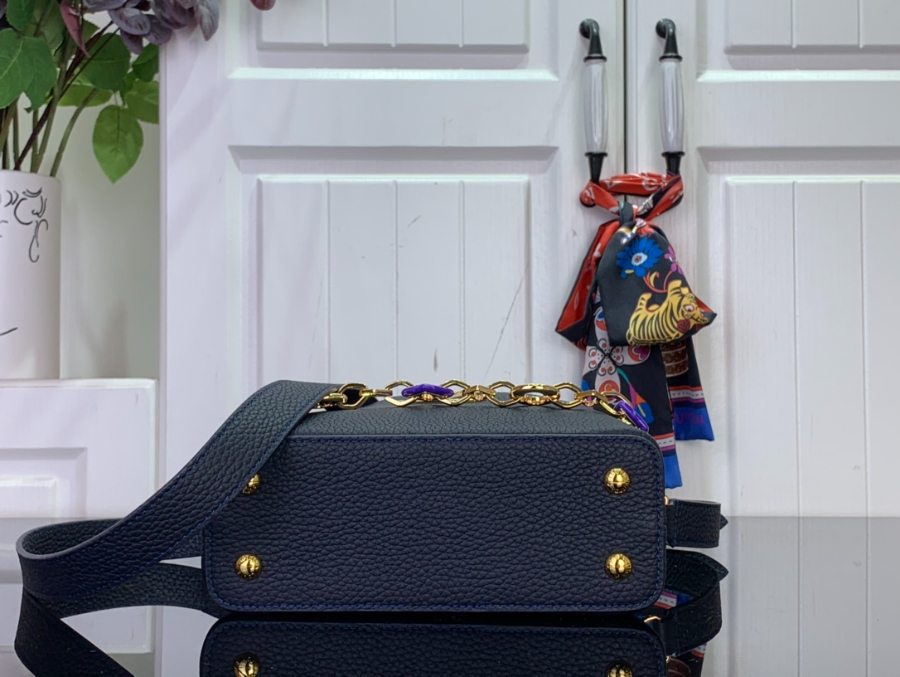 루이비통 카퓌신 미니 M14971 14821cm 네이비5.jpg